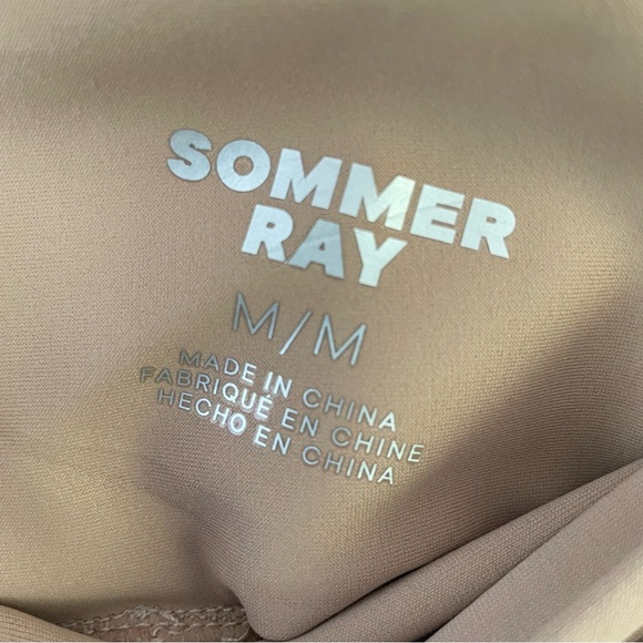 Sommer Ray Leggings Criss Cross Waist Beige Size Medium - Picture 4 of 9